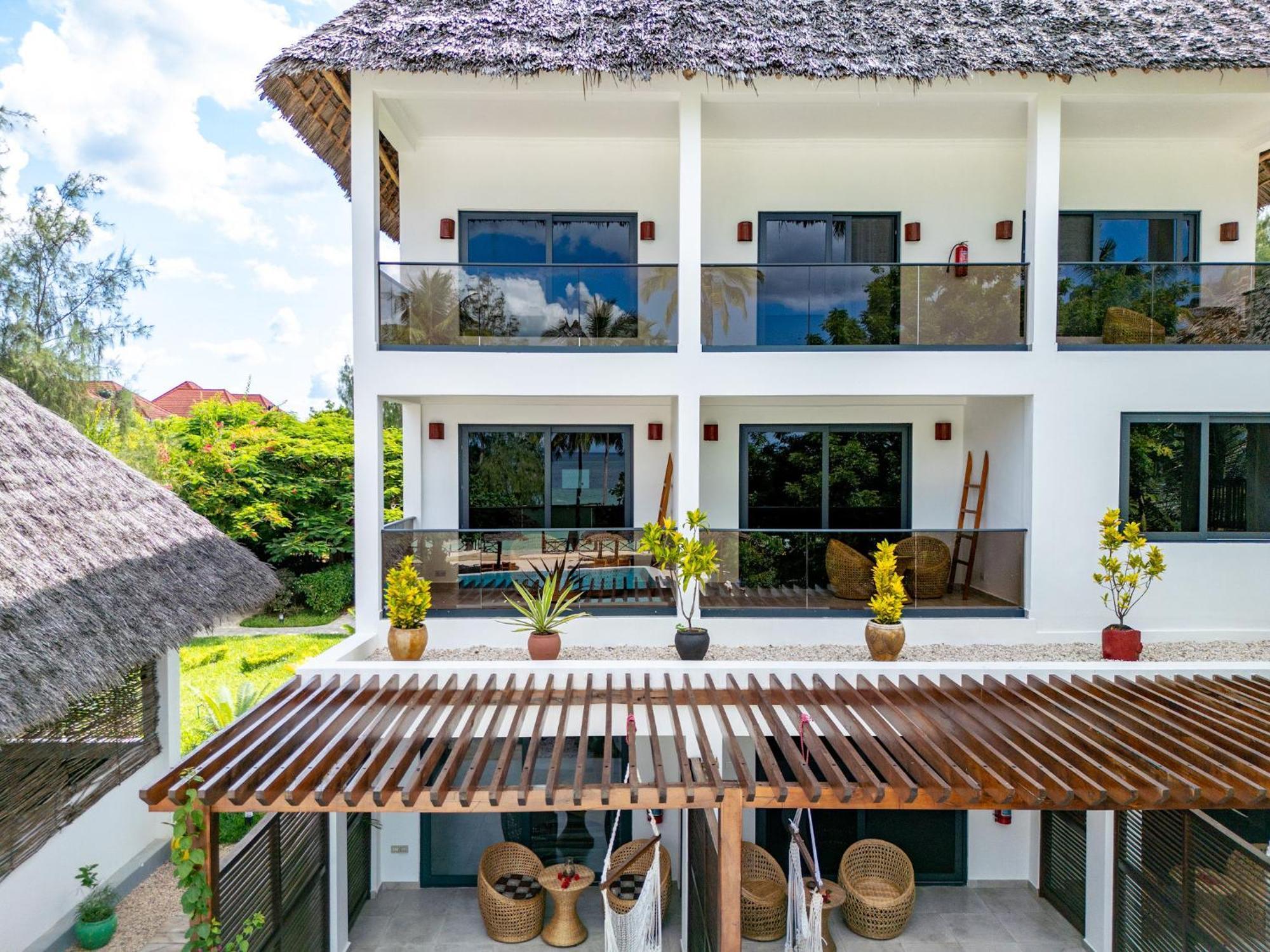 Manolo Beach Resort Uroa Rum bild