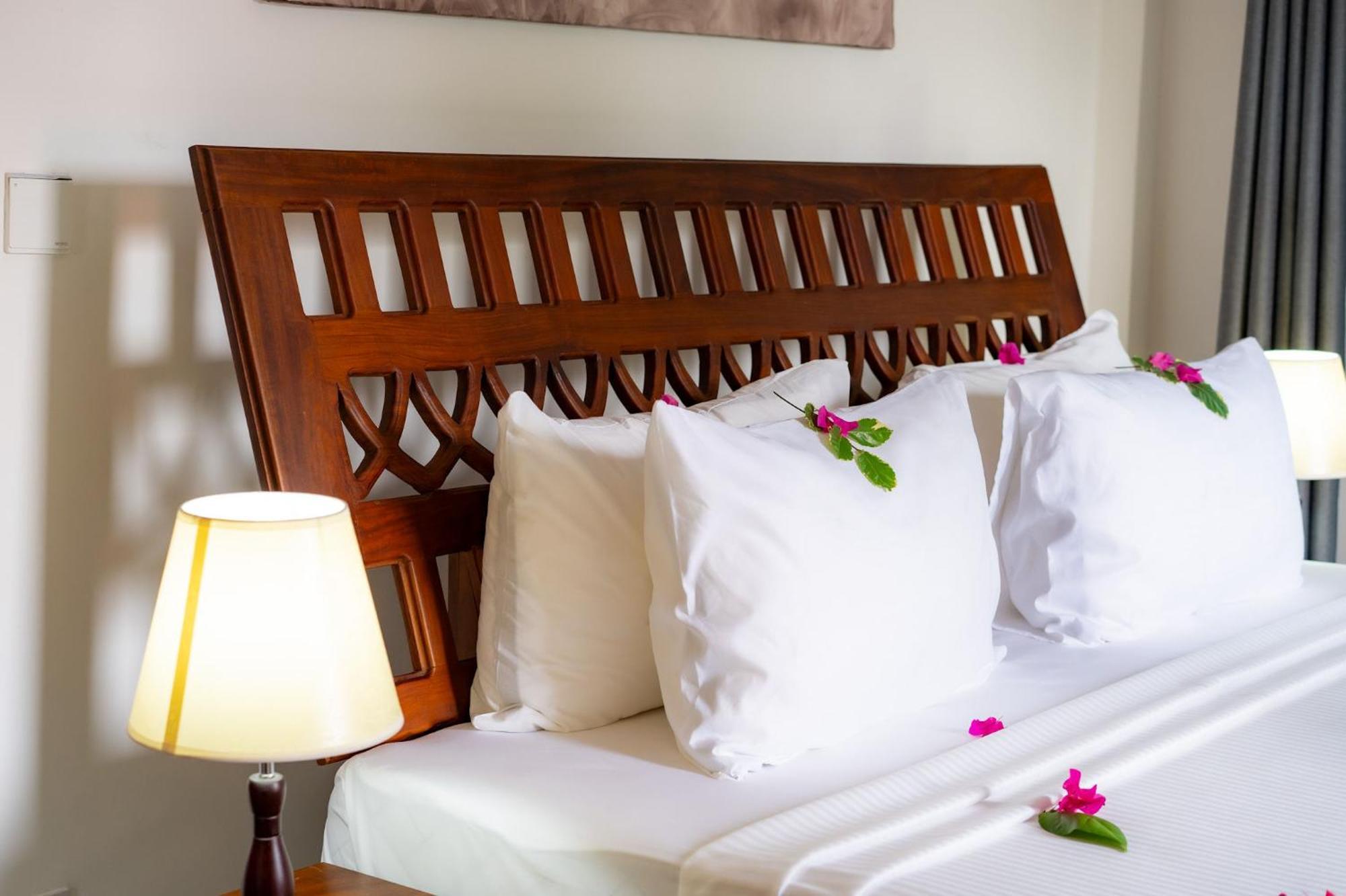 Manolo Beach Resort Uroa Rum bild